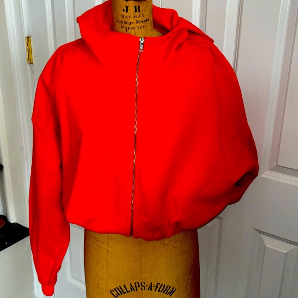 Urban Outfitters sweatshirt size M